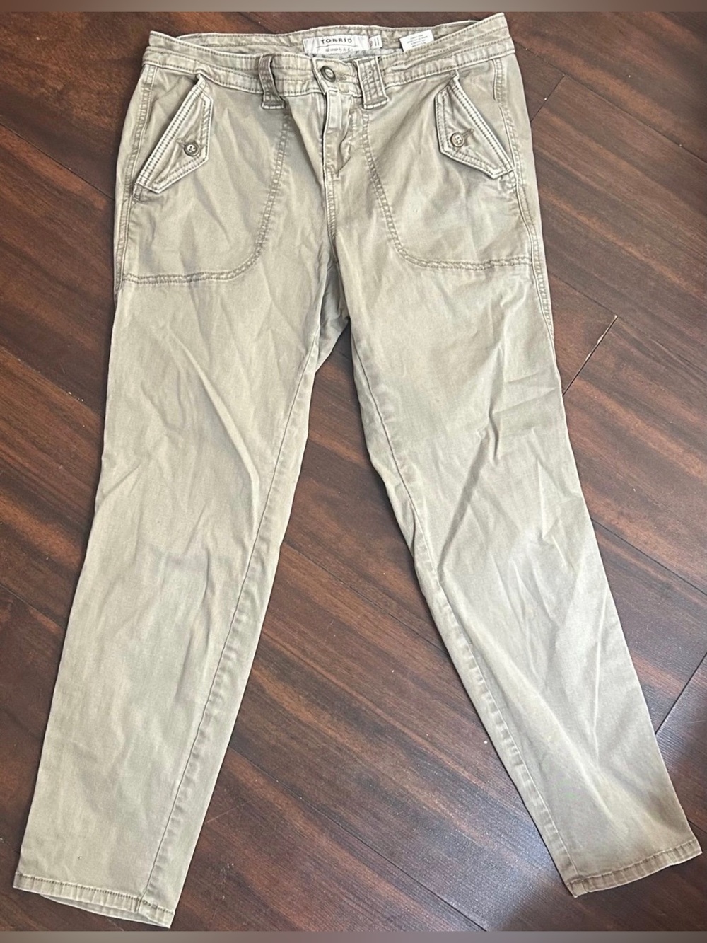 Torrid Women's Khaki Pants Size 10